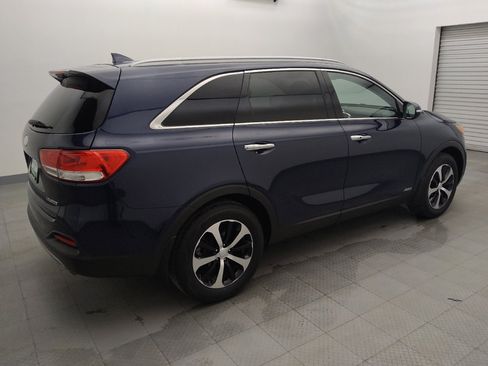 Used 2018 Kia Sorento EX image 10