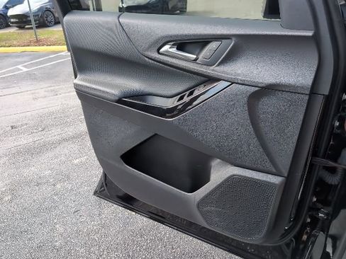 Used 2026 Chevrolet Equinox LT image 24