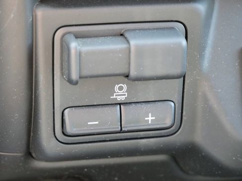 Used 2021 GMC Sierra 1500 SLT w/ SLT Premium Plus Package AWD/4WD image 55