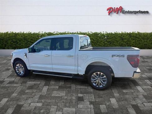 Used 2025 Ford F150 Lariat w/ Equipment Group 502A High AWD/4WD image 3