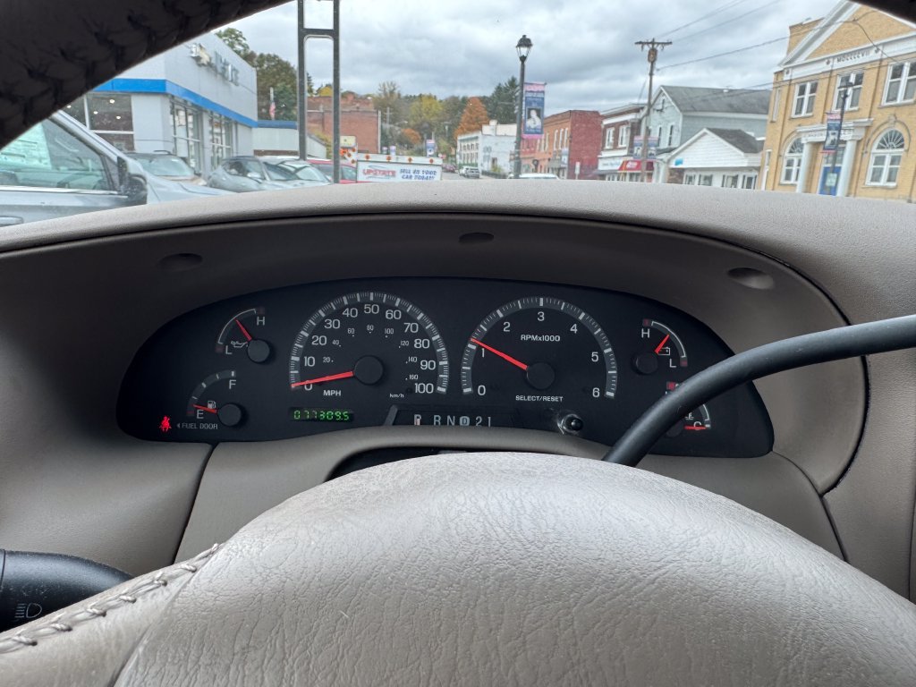 Used 2002 Ford F150 XLT AWD/4WD image 15