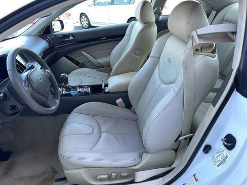 Used 2009 INFINITI G37 x Coupe w/ Premium Pkg image 7