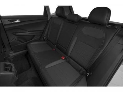 Used 2025 Volkswagen Taos SE image 12