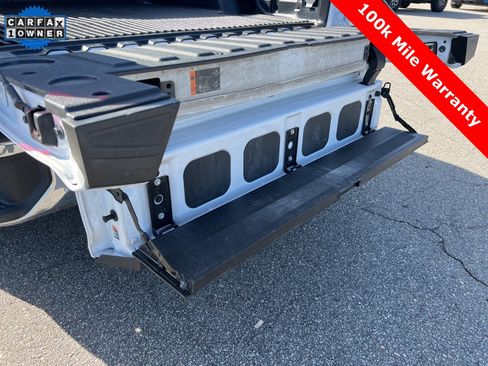 Used 2024 GMC Sierra 1500 SLE image 15