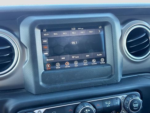 Used 2021 Jeep Wrangler Unlimited Rubicon w/ LED Lighting Group image 28