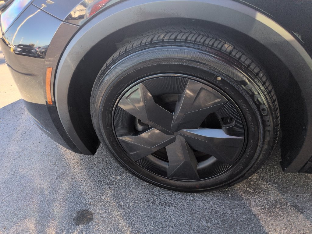 Certified 2024 Toyota Prius LE AWD/4WD image 27