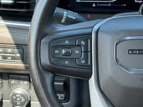 Used 2023 GMC Yukon XL Denali w/ Denali Reserve Package AWD/4WD image 27
