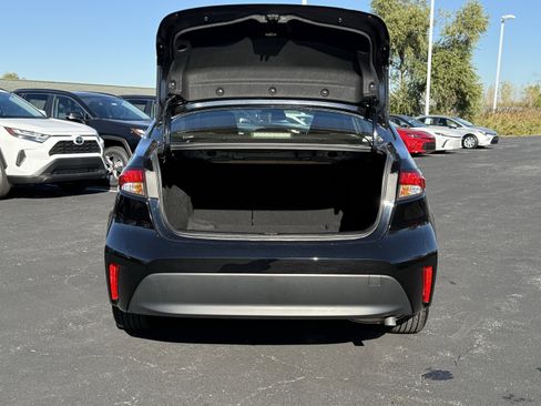 Certified 2024 Toyota Corolla LE w/ LE Convenience Package image 6