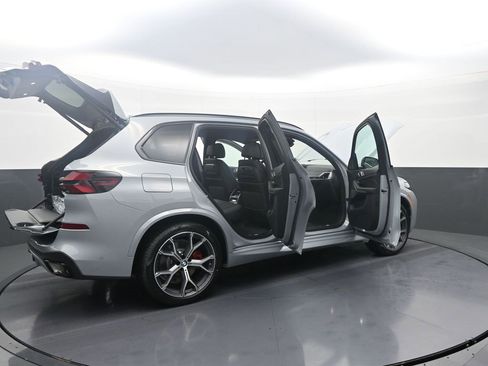 New 2026 BMW X5 xDrive50e w/ Executive Package image 47