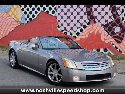 Used 2005 Cadillac XLR RWD image 1