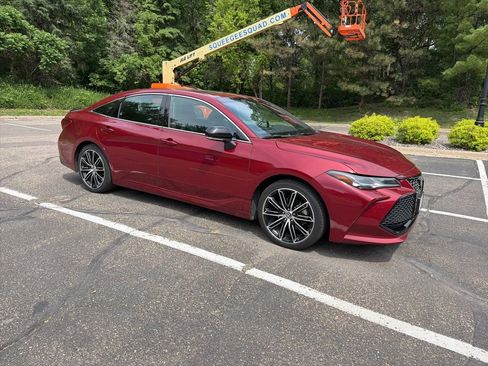 Used 2020 Toyota Avalon Touring w/ Advanced Safety Package FWD image 15