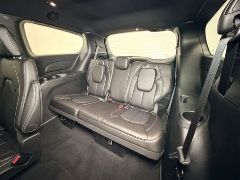 New 2026 Chrysler Pacifica Select w/ S Appearance Package AWD/4WD image 6