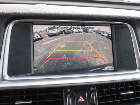 Used 2020 Kia Optima LX FWD image 6