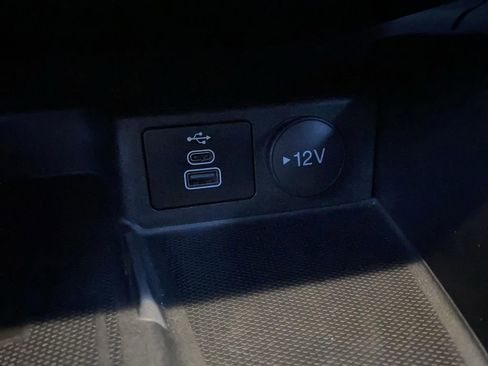 Certified 2025 Ford Escape Platinum image 28