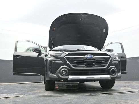 Used 2023 Subaru Outback Limited AWD/4WD image 64