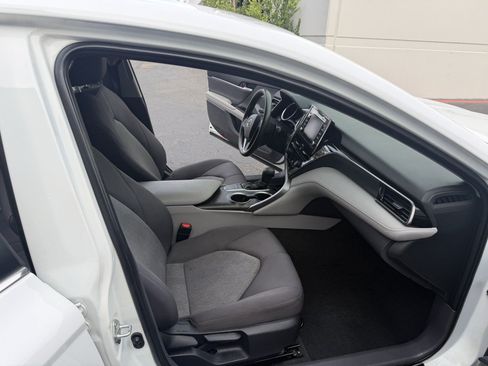 Used 2024 Toyota Camry LE w/ Convenience Package FWD image 12