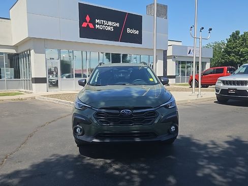 Used 2024 Subaru Crosstrek 2.5i Limited image 2