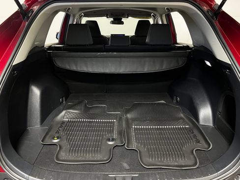 Certified 2025 Toyota RAV4 XLE AWD/4WD image 25