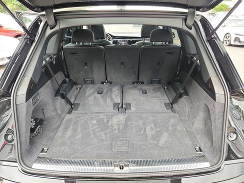 Used 2023 Audi Q7 2.0T Premium Plus AWD/4WD image 29