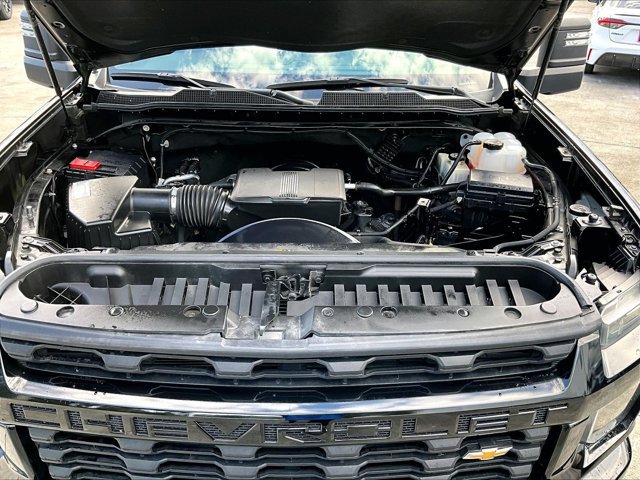 Used 2020 Chevrolet Silverado 2500 Custom w/ Custom Value Package AWD/4WD image 11