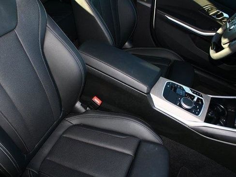 Used 2025 BMW 330i xDrive Sedan image 7