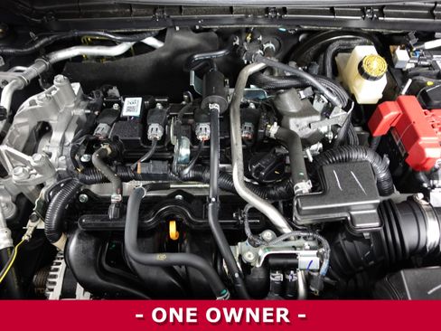 Certified 2025 Nissan Kicks SV w/ Charging Package image 23