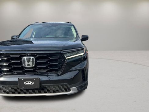 Used 2023 Honda Pilot Elite image 25