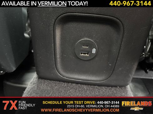Used 2022 Ford Escape SE w/ SE Sport Appearance Package image 43