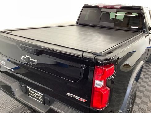 Used 2024 Chevrolet Silverado 2500 ZR2 w/ Technology Package AWD/4WD image 24