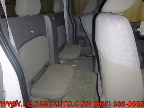 Used 2015 Nissan Frontier S image 10