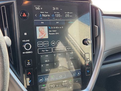 Used 2024 Subaru Crosstrek 2.0i Premium image 16