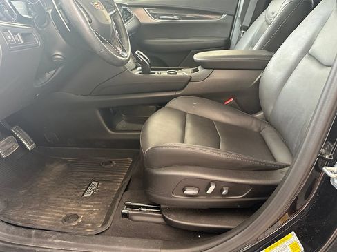 Certified 2024 Cadillac XT6 Sport w/ LPO, Floor Liner Package AWD/4WD image 12