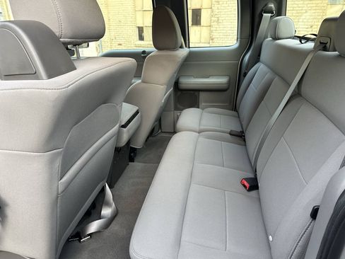 Used 2005 Ford F150 STX AWD/4WD image 48