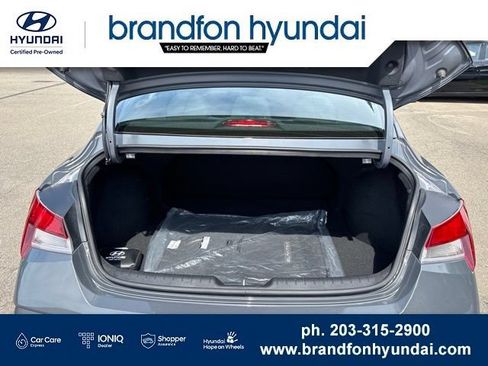Used 2025 Hyundai Elantra Sport FWD image 29