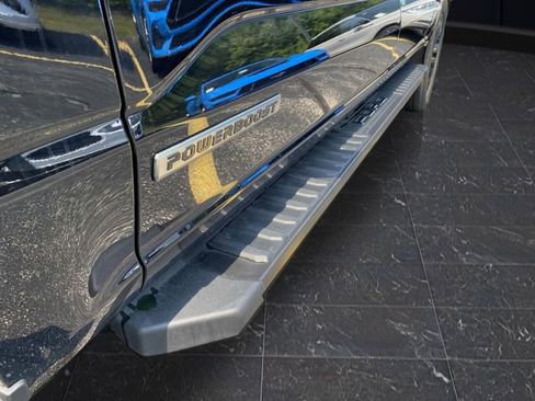 New 2025 Ford F150 XLT w/ Equipment Group 302A MID image 36