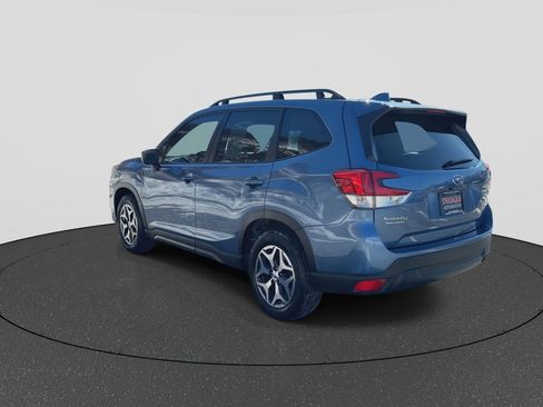 Certified 2023 Subaru Forester Premium image 6