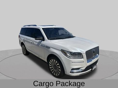 Used 2019 Lincoln Navigator Reserve AWD/4WD image 5