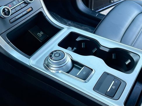 Certified 2024 Ford Edge SEL w/ Convenience Package image 10