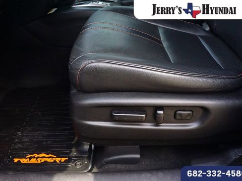 Used 2022 Honda Passport TrailSport image 18