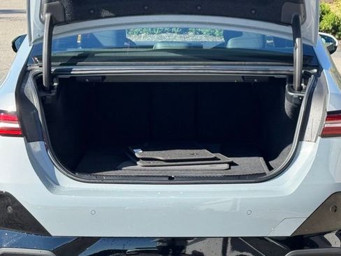 Certified 2024 BMW 530i xDrive w/ M Sport Package image 29