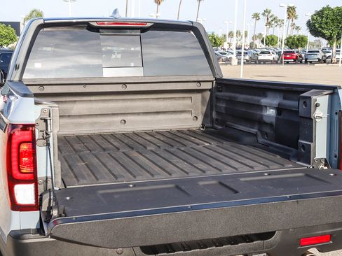 Used 2023 Honda Ridgeline Black Edition image 28