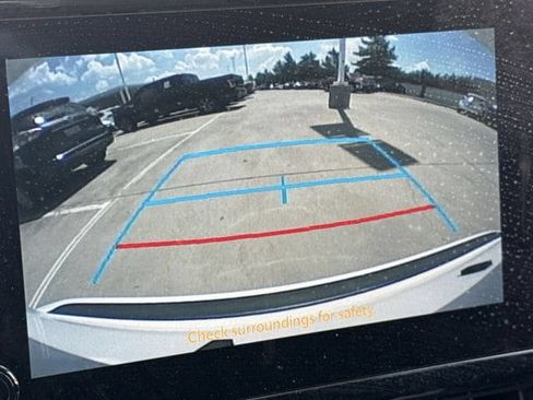 Used 2025 Toyota Corolla LE FWD image 18