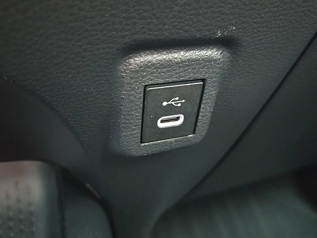 Used 2024 Toyota Corolla LE FWD image 28