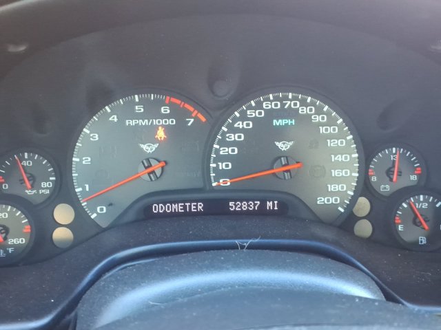 Used 2000 Chevrolet Corvette Convertible w/ Memory Pkg RWD image 23