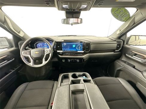 Used 2023 Chevrolet Silverado 1500 LT image 28
