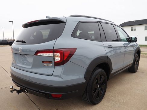 Used 2022 Honda Pilot TrailSport image 4