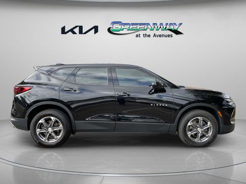 Used 2023 Chevrolet Blazer LT image 5