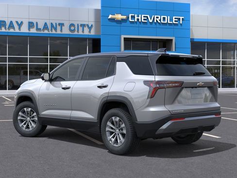 New 2026 Chevrolet Equinox LT FWD image 3