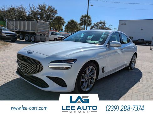 Used 2022 Genesis G70 2.0T image 6