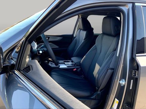 Used 2024 Acura MDX FWD image 8